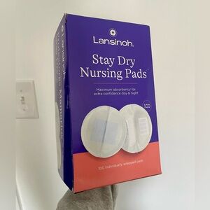 Lansinoh Stay Dry Nursing Pads